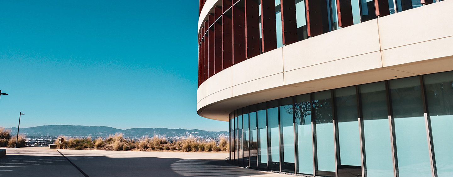 Closeup of LMU's William H. Hannon Library